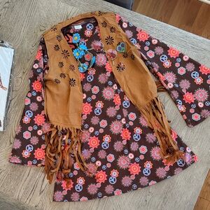 Size Adult Small (4-6)Flower Power Hippie Costume